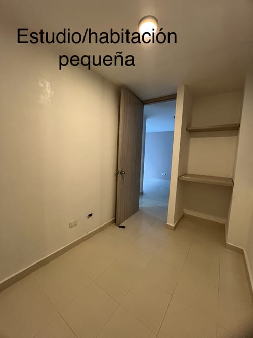 Apartamento de 3 alcobas en venta en Cr. Chilacoa, Armenia, 50 m² · foto 8 de 13