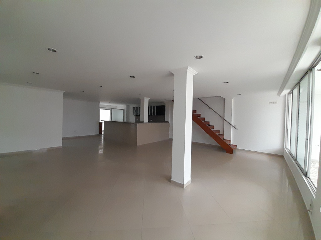 Casa en venta en Villa Del Prado, Bogotá · foto 4 de 21
