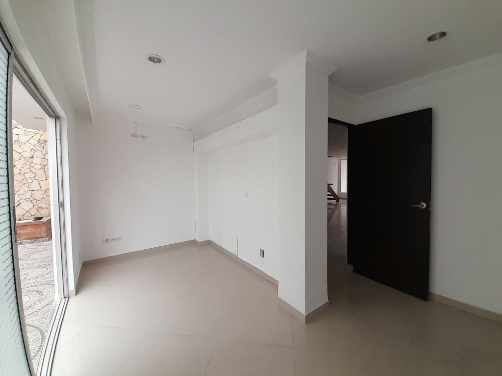 Casa en venta en Villa Del Prado, Bogotá · foto 9 de 21