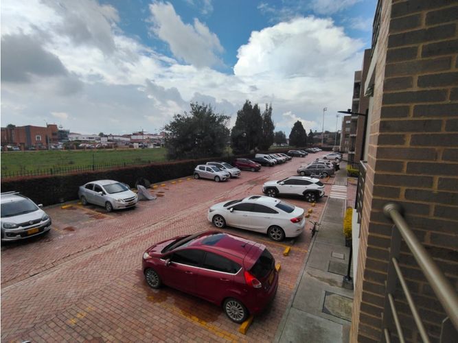 Apartamento de 3 alcobas en venta en La Fortuna, Funza, 64 m² · foto 23 de 24