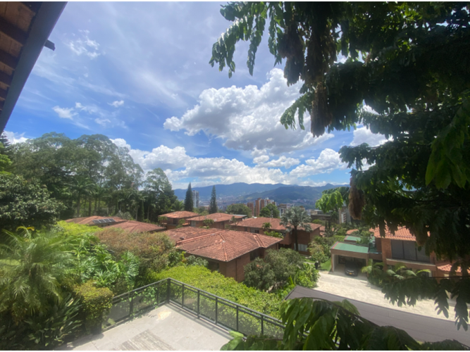 Casa de 4 alcobas en venta en Cola Del Zorro, Medellín, 450 m² · foto 3 de 7