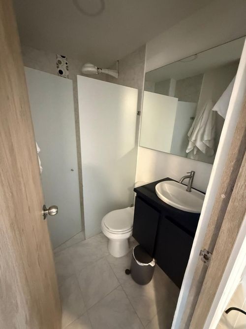 Apartamento de 2 alcobas en arriendo en Las Acacias, Medellín, 60 m² · foto 2 de 10