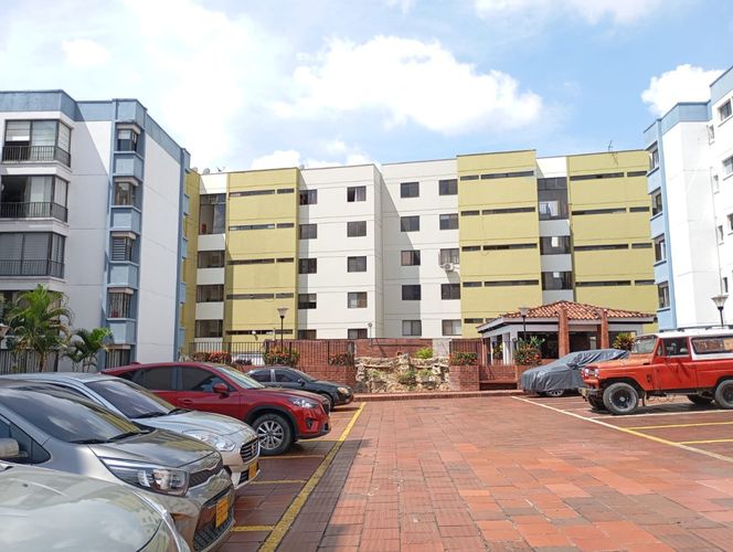 Apartamento de 3 alcobas en venta en El Ingenio, Cali, 70 m² · foto 2 de 24