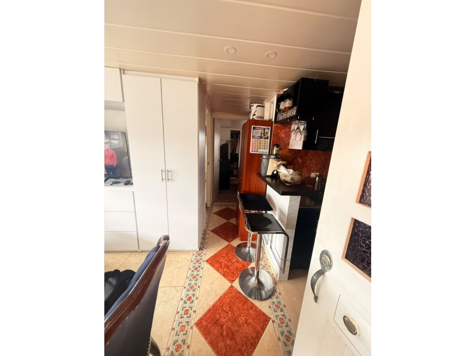 Apartamento en venta en Villa Gladys, Bogotá · foto 4 de 16