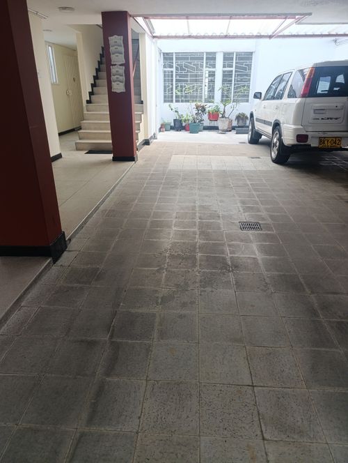 Apartamento de 3 alcobas en venta en La Soledad, Bogotá, 102 m² · foto 2 de 17