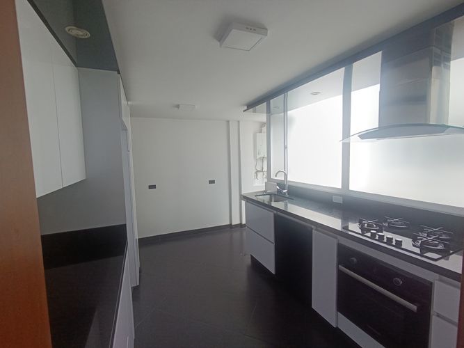 Apartamento de 3 alcobas en venta en La Soledad, Bogotá, 102 m² · foto 7 de 17