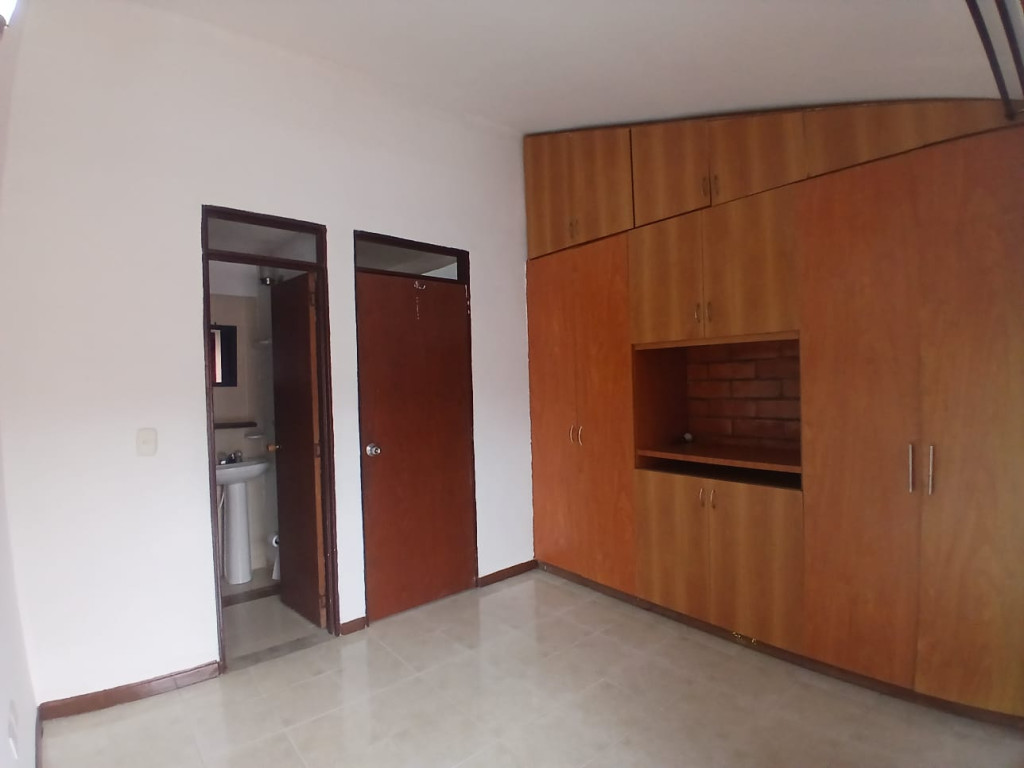 Casa en venta en Zona Deportiva Villa Olimpica, Pereira · foto 10 de 14