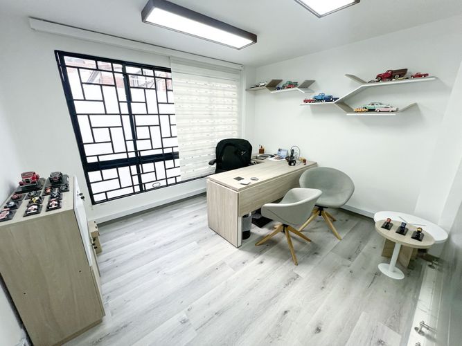 Casa en venta en Santa Barbara Oriental, Bogotá · foto 11 de 15