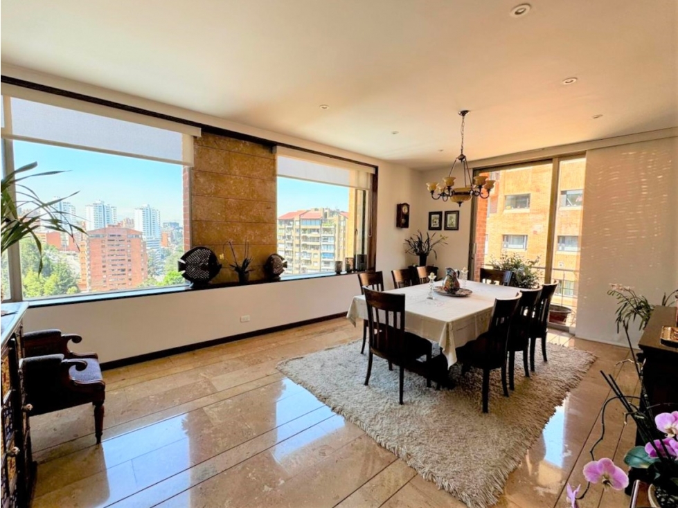 Apartamento en venta en El Refugio, Bogotá · foto 2 de 19