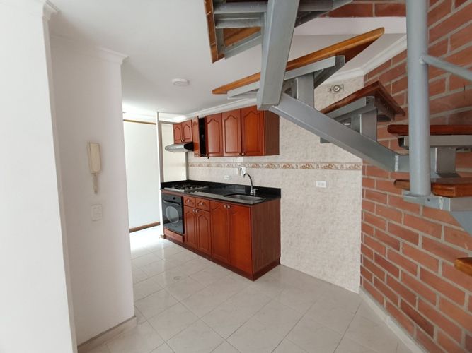 Apartamento de 3 alcobas en venta en Vía Las Palmas, Medellín, 110 m² · foto 6 de 24