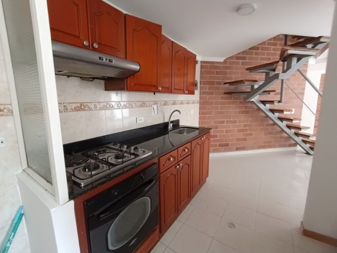 Apartamento de 3 alcobas en venta en Vía Las Palmas, Medellín, 110 m² · foto 10 de 24