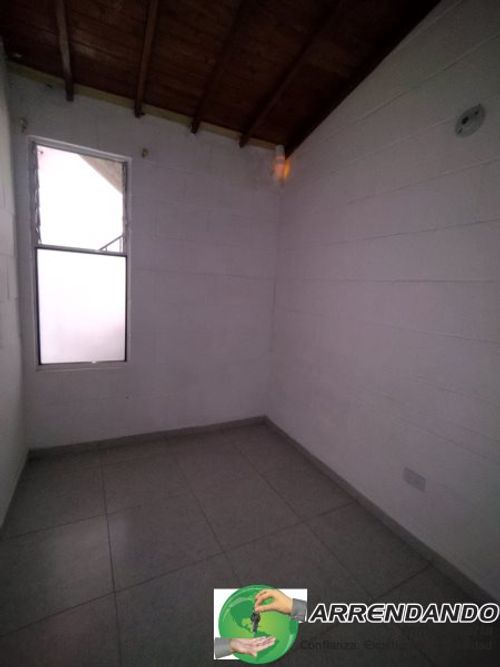 Casa de 4 alcobas en venta en Cataluña, Medellín, 78 m² · foto 6 de 21