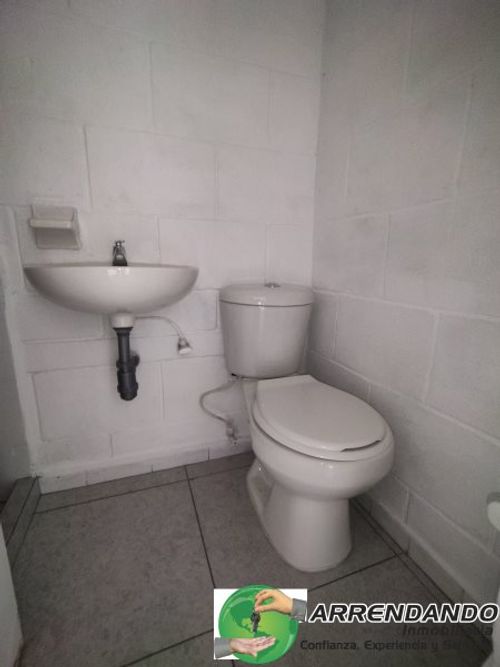 Casa de 4 alcobas en venta en Cataluña, Medellín, 78 m² · foto 9 de 21