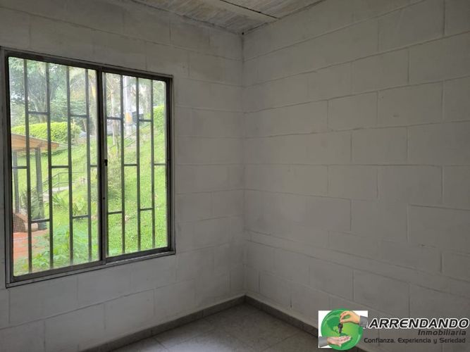 Casa de 4 alcobas en venta en Cataluña, Medellín, 78 m² · foto 12 de 21