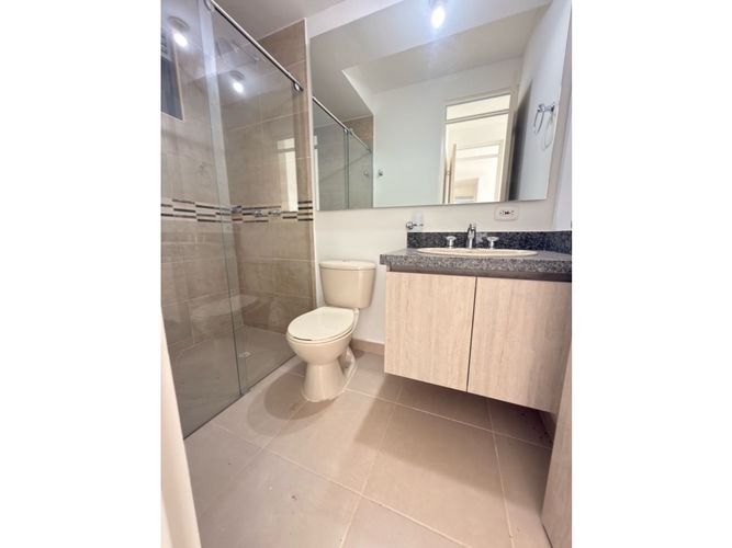 Apartamento de 2 alcobas en venta en Aqualina Orange, Girardot, 60 m² · foto 6 de 10