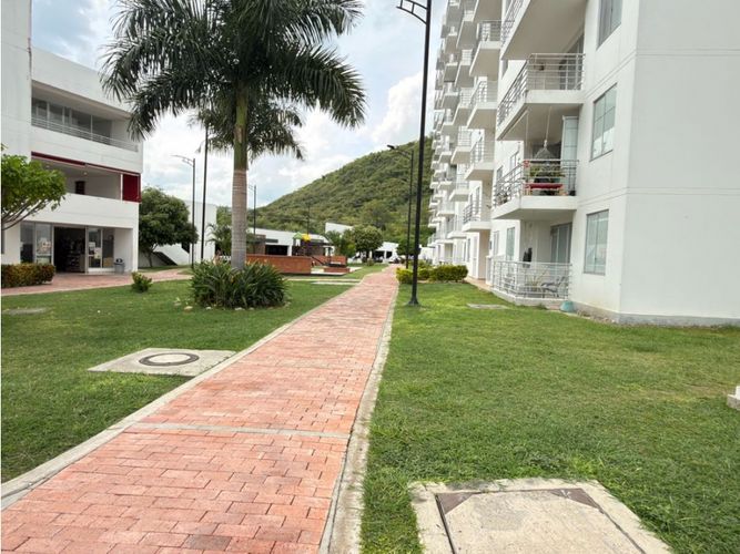 Apartamento de 2 alcobas en venta en Aqualina Orange, Girardot, 60 m² · foto 10 de 10