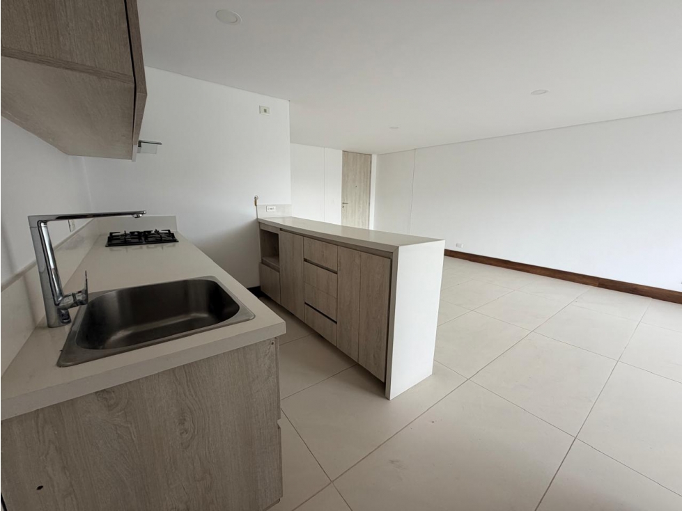 Apartamento en venta en Las Lomitas, Sabaneta · foto 5 de 18
