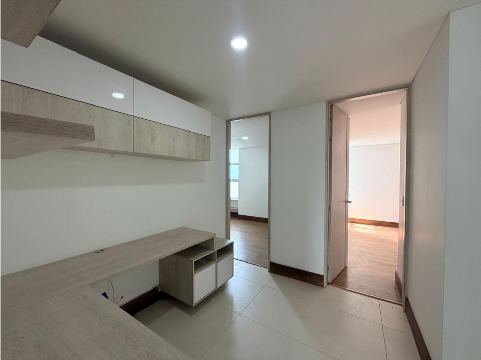 Apartamento en venta en Las Lomitas, Sabaneta · foto 12 de 18
