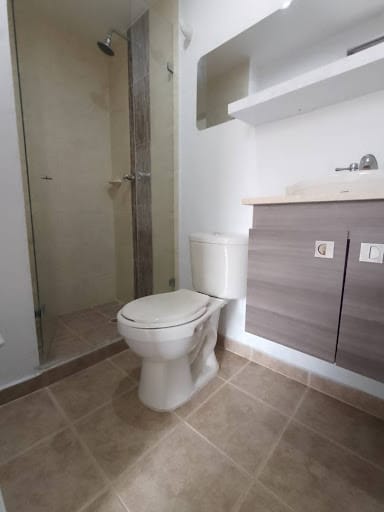 Apartamento de 3 alcobas en venta en Calle Del Banco, Sabaneta, 68 m² · foto 11 de 19