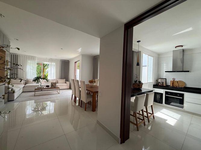 Casa de 3 alcobas en venta en El Castillo, Jamundí, 190 m² · foto 2 de 18