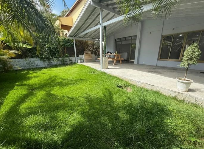 Casa de 4 alcobas en venta en Country Club, Medellín, 370 m² · foto 24 de 24