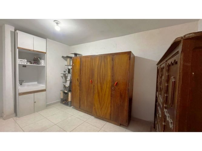 Casa de 4 alcobas en venta en Cataluña, Medellín, 156 m² · foto 5 de 16