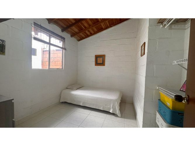 Casa de 4 alcobas en venta en Cataluña, Medellín, 156 m² · foto 6 de 16