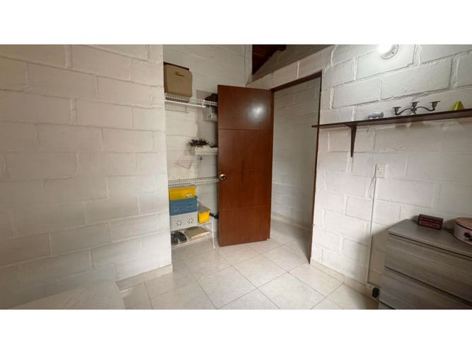 Casa de 4 alcobas en venta en Cataluña, Medellín, 156 m² · foto 7 de 16