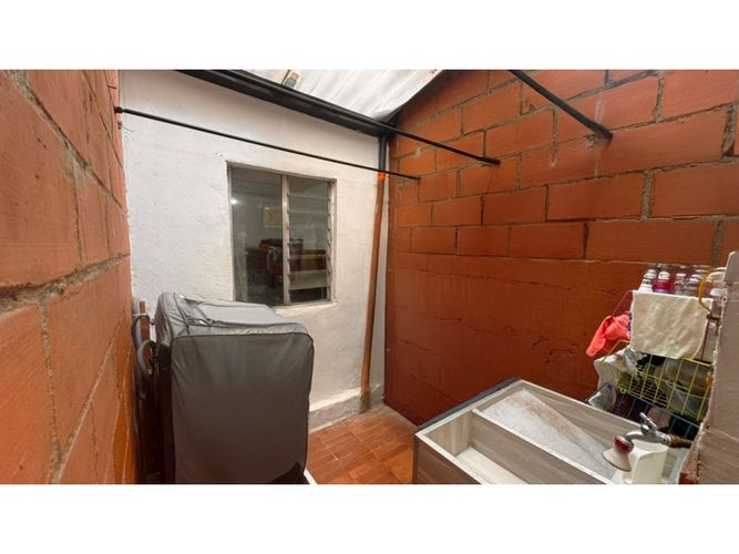 Casa de 4 alcobas en venta en Cataluña, Medellín, 156 m² · foto 16 de 16