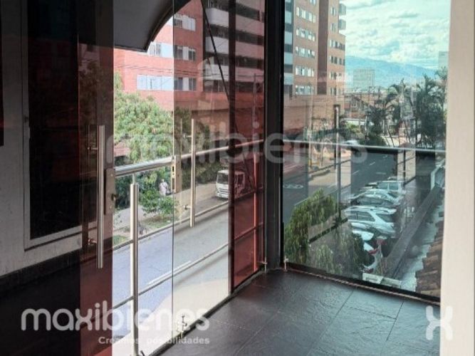 Local en arriendo en San Diego, Medellín, 37 m² · foto 3 de 6
