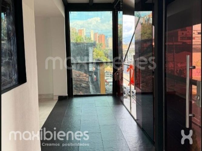 Local en arriendo en San Diego, Medellín, 37 m² · foto 4 de 6