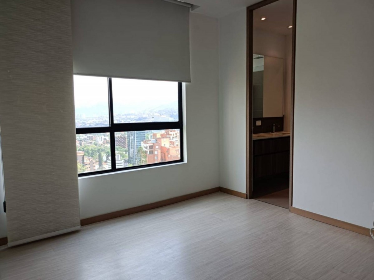 Apartamento en arriendo en Castropol, Medellín · foto 10 de 21