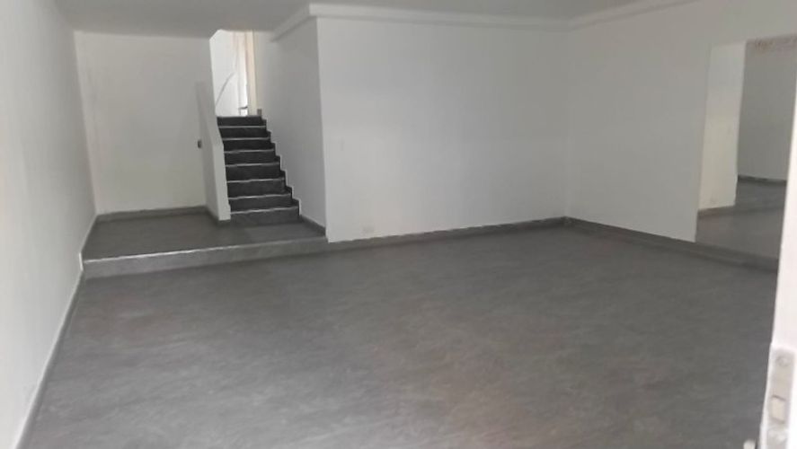 Casa de 7 alcobas en arriendo en Conquistadores, Medellín, 308 m² · foto 4 de 24