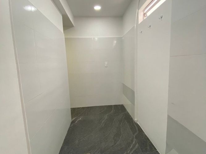 Casa de 7 alcobas en arriendo en Conquistadores, Medellín, 308 m² · foto 23 de 24