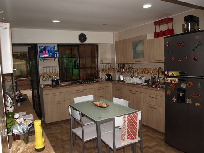 Finca en venta en Arabia, Pereira, 2400 m² · foto 5 de 13
