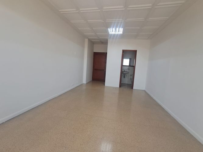 Oficina en arriendo en Sector Plaza De Bolivar, Pereira, 25 m² · foto 6 de 9