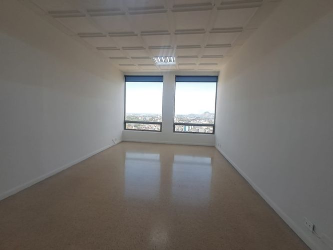 Oficina en arriendo en Sector Plaza De Bolivar, Pereira, 25 m² · foto 7 de 9