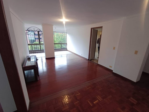 Apartamento en arriendo en Patio Bonito, Medellín · foto 3 de 21