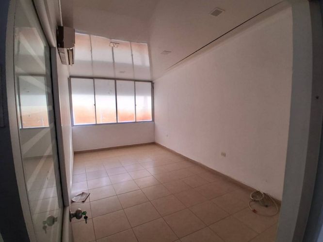 Casa de 3 alcobas en arriendo en Centro, Neiva, 356 m² · foto 16 de 22