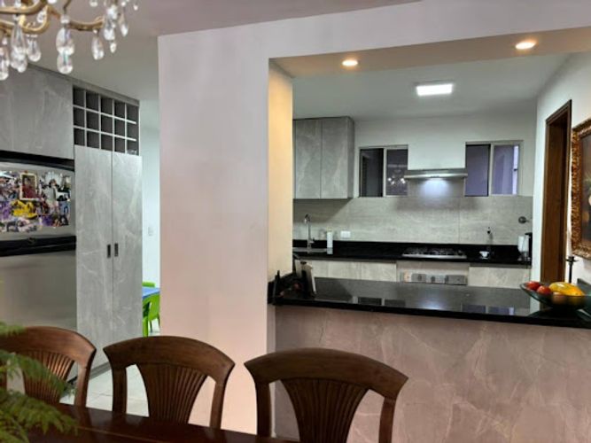 Apartamento de 3 alcobas en arriendo en La Calera, Medellín, 170 m² · foto 17 de 24