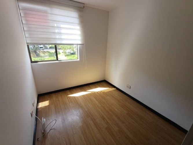 Apartamento de 3 alcobas en arriendo en Loma De Los Gonzalez, Medellín, 70 m² · foto 7 de 14