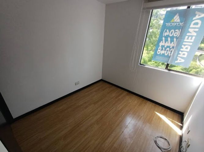 Apartamento de 3 alcobas en arriendo en Loma De Los Gonzalez, Medellín, 70 m² · foto 8 de 14