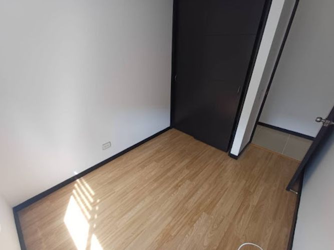 Apartamento de 3 alcobas en arriendo en Loma De Los Gonzalez, Medellín, 70 m² · foto 10 de 14