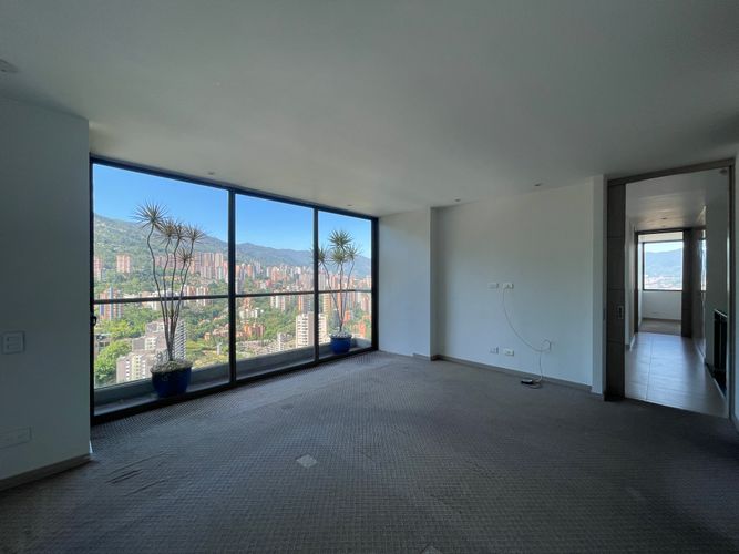 Apartamento de 3 alcobas en venta en El Poblado, Medellín, 171 m² · foto 15 de 24