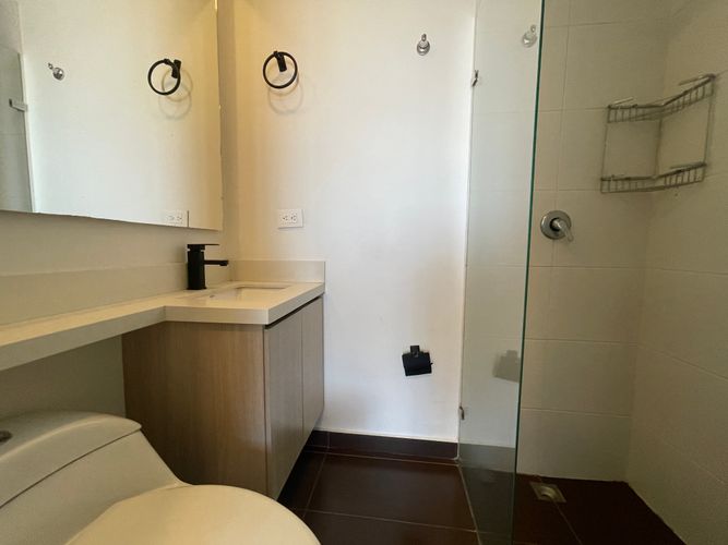 Apartamento de 3 alcobas en venta en El Poblado, Medellín, 171 m² · foto 20 de 24