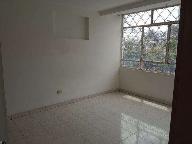 Casa de 3 alcobas en venta en Ciudad Jardin Sur, Bogotá, 332 m² · foto 13 de 21