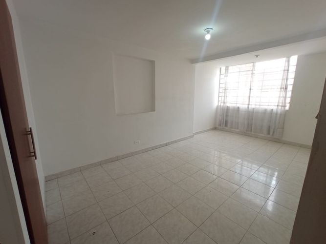 Casa de 3 alcobas en venta en Ciudad Jardin Sur, Bogotá, 332 m² · foto 19 de 21
