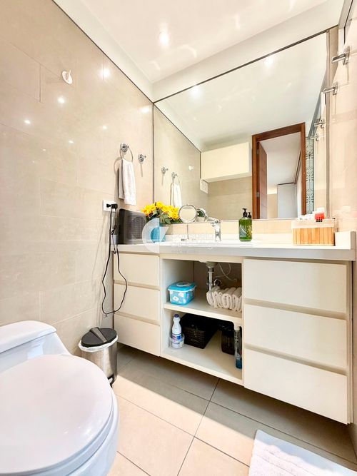 Apartamento de 3 alcobas en venta en Los Rosales, Bogotá, 133 m² · foto 7 de 20