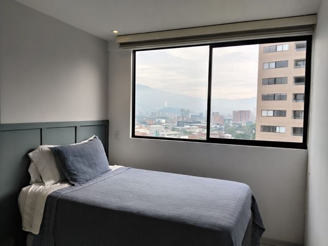 Apartamento de 3 alcobas en arriendo en El Poblado, Medellín, 105 m² · foto 10 de 15