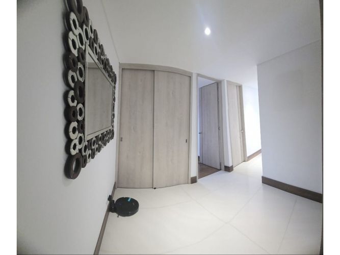 Apartaestudio en venta en Aves Maria, Sabaneta, 140 m² · foto 7 de 24